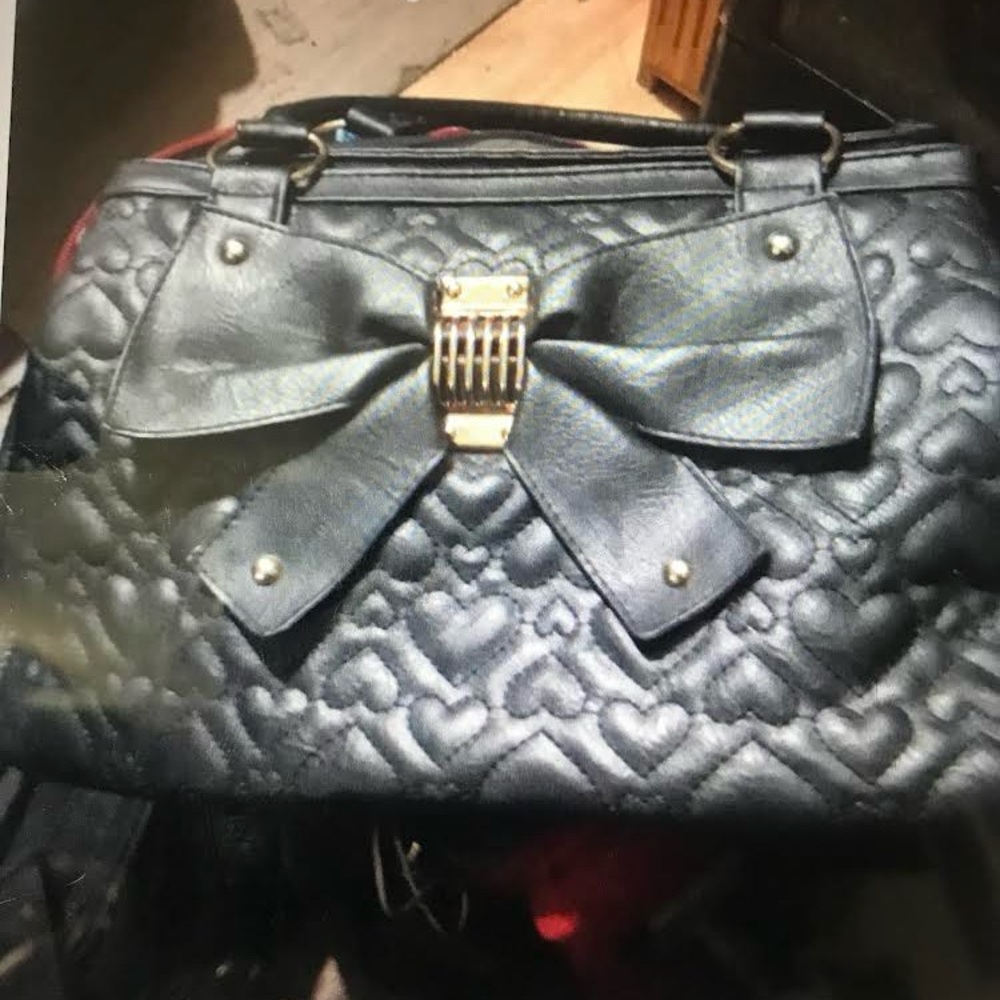Betsy and Johnson black bow purse